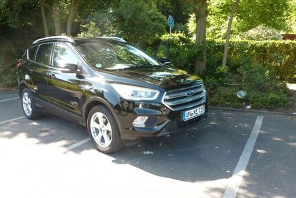 Ford Kuga 88.000 km 14.900 € Unna 59423