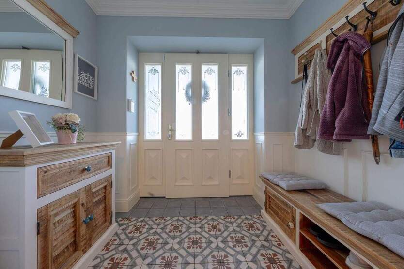 Ein lichtdurchfluteter Bungalow mit Gewerbehalle für die ganze Familie in Top-Wohnlage von Bork zimmer