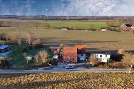 Wohnen im Grünen: Zweifamilienhaus mit viel Platz, Ruhe und Möglichkeiten für Tierliebhaber 9 zimmer