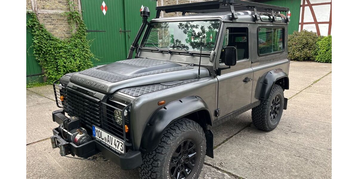 Land Rover Defender 124.900 km 36.900 &euro; Hamm 59071