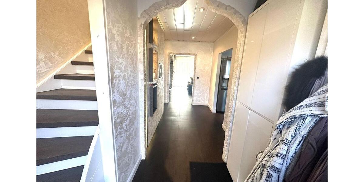 Einfamilienhaus Hamm Herringen - 7 Zimmer, 200 m&sup2;, 460.000&euro; | Angebot:27083284