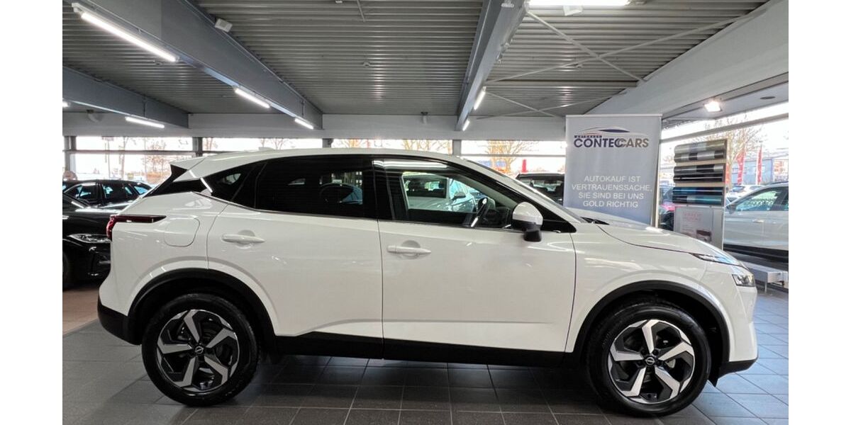 Nissan Qashqai 8.561 km 25.450 € Werl 59457