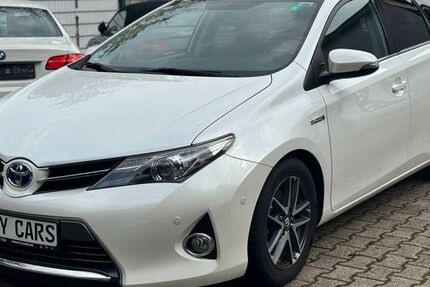 Toyota Auris 201.700 km 9.390 € Dortmund 44149