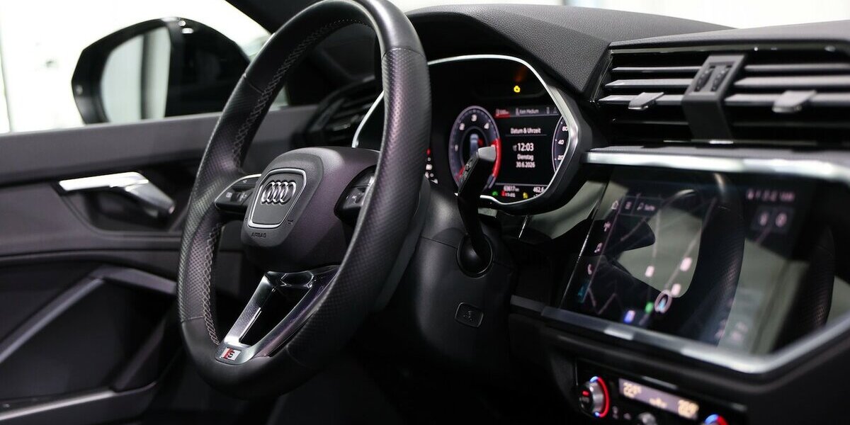 Audi Q3 35 TDI S-LINE SPORT EDITION BLACK VOLL-LEDER 63.000 km 29.883 &euro; Hamm 59077