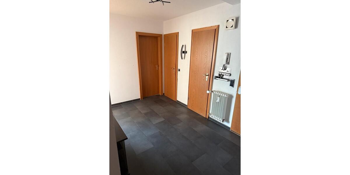 Etagenwohnung Arnsberg Rusch - 3 Zimmer, 90 m&sup2;, 239.000&euro; | Angebot:26567068