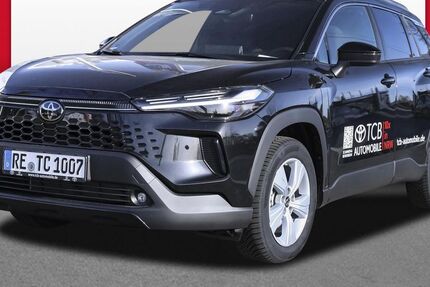 Toyota Corolla Cross 1.111 km 39.899 &euro; Kamen 59174