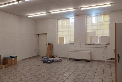 Halle, Lagerhalle in bester City Lage von Menden zimmer