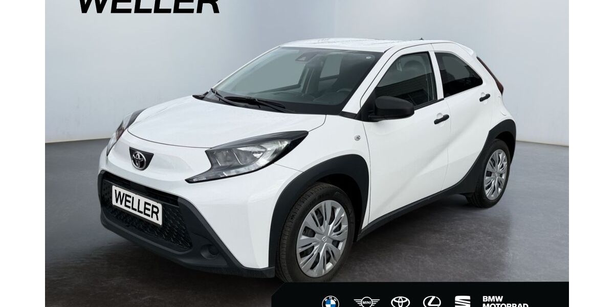 Toyota Aygo (X) 19.330 km 12.680 &euro; Hamm 59067