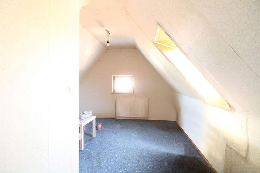 Gepflegtes Zuhause mit Garten, Terrasse und Stellplätzen - ideal für Paare oder Familien 4 zimmer
