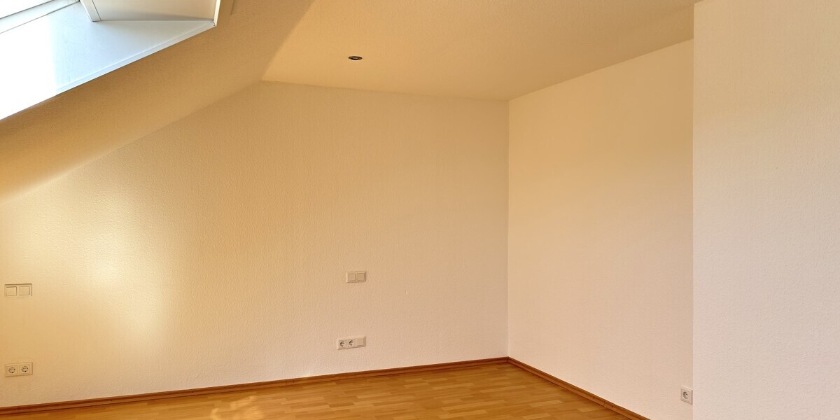 Helle 2-Zimmer-Wohnung im Dachgeschoss eines gepflegten Dreifamilienhauses! - Dachgeschoßwohnung Drensteinfurt Rinkerode | Angebot:20500113