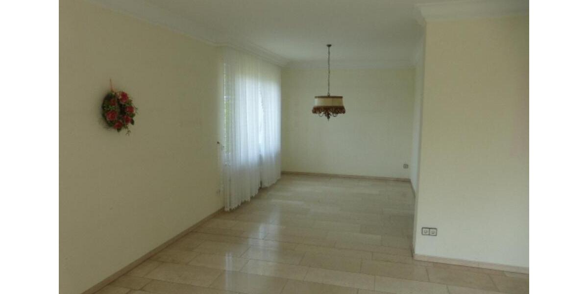 Bungalow in Hamm, freistehend in top Lage zimmer