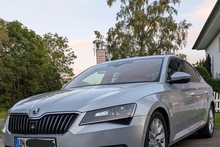 Skoda Superb 126.000 km 14.500 &euro; Bönen 59199