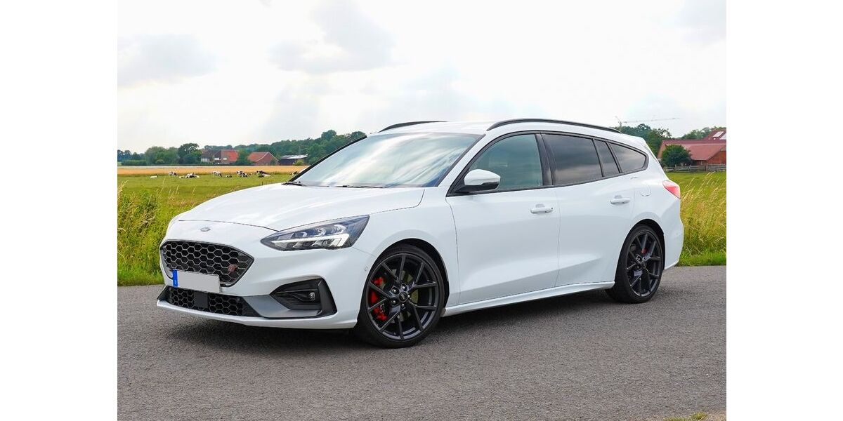 Ford Focus 90.900 km 17.199 &euro; Lüdinghausen 59348