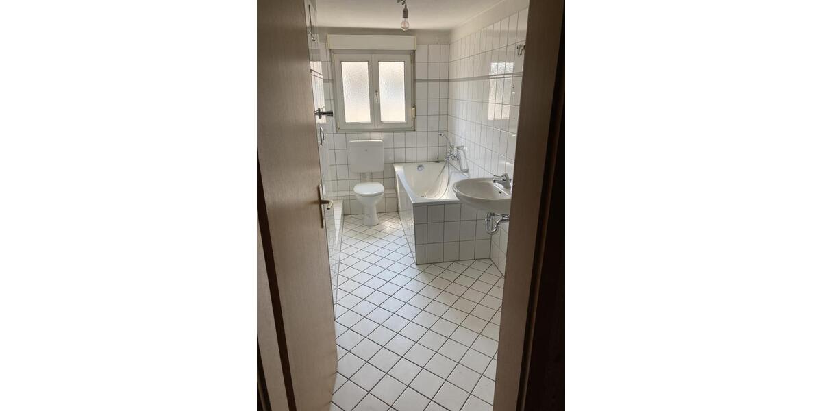 Dachgeschoßwohnung Lünen Alstedde - 2.5 Zimmer, 48 m&sup2;, 357&euro; | Angebot:24843603