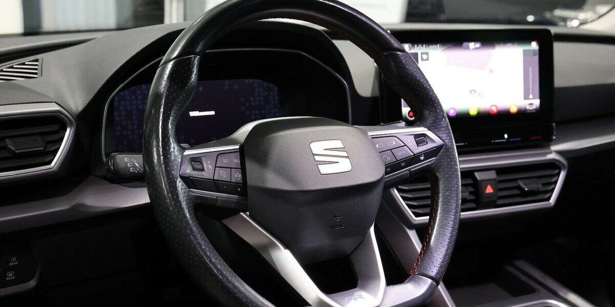 Seat Leon ST 1.4 TSI E HYBRID DSG FR-SPORT / LED, VC 65.000 km 20.777 &euro; Hamm 59077