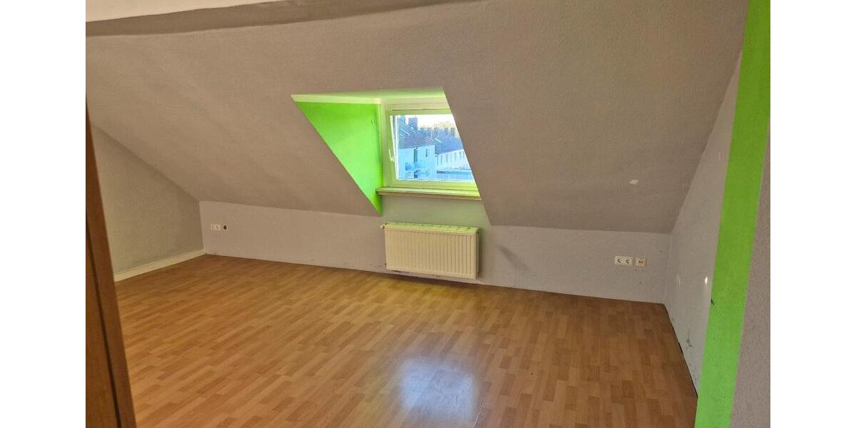 Dachgeschoßwohnung Dortmund Brackel - 3.5 Zimmer, 61 m&sup2;, 610&euro; | Angebot:26386964