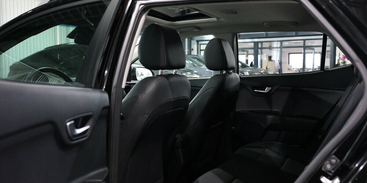 Kia Stonic 1.0 T-GDI PLATIUM-EDITION / SCHIEBEDACH / 62.000 km 14.777 &euro; Hamm 59077