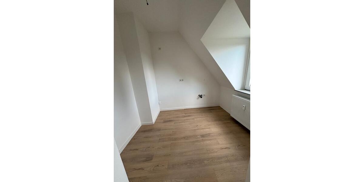 Dachgeschoßwohnung Ennigerloh - 3 Zimmer, 47 m&sup2;, 99.000&euro; | Angebot:27436497