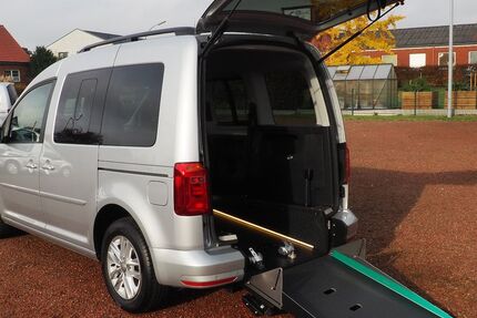 VW Caddy 40.765 km 33.890 &euro; Südkirchen 59394