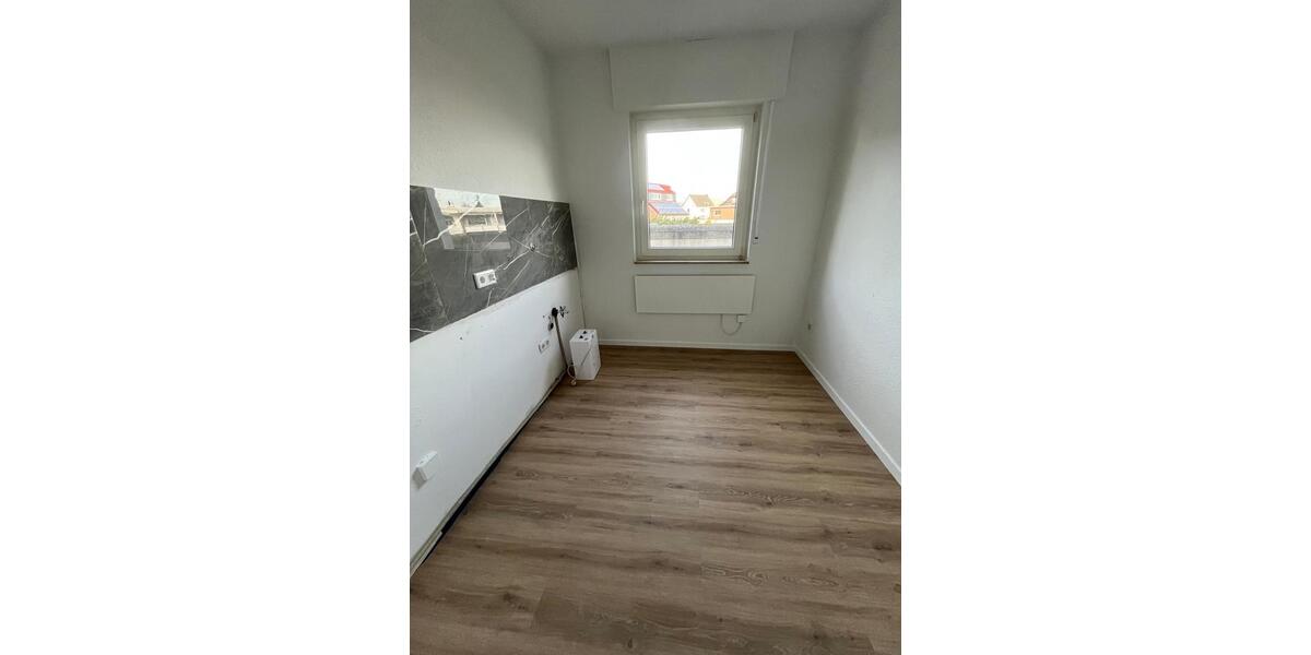 Attraktive 2-Zimmer-Wohnung mit Balkon in ruhiger Lage 2.5 zimmer