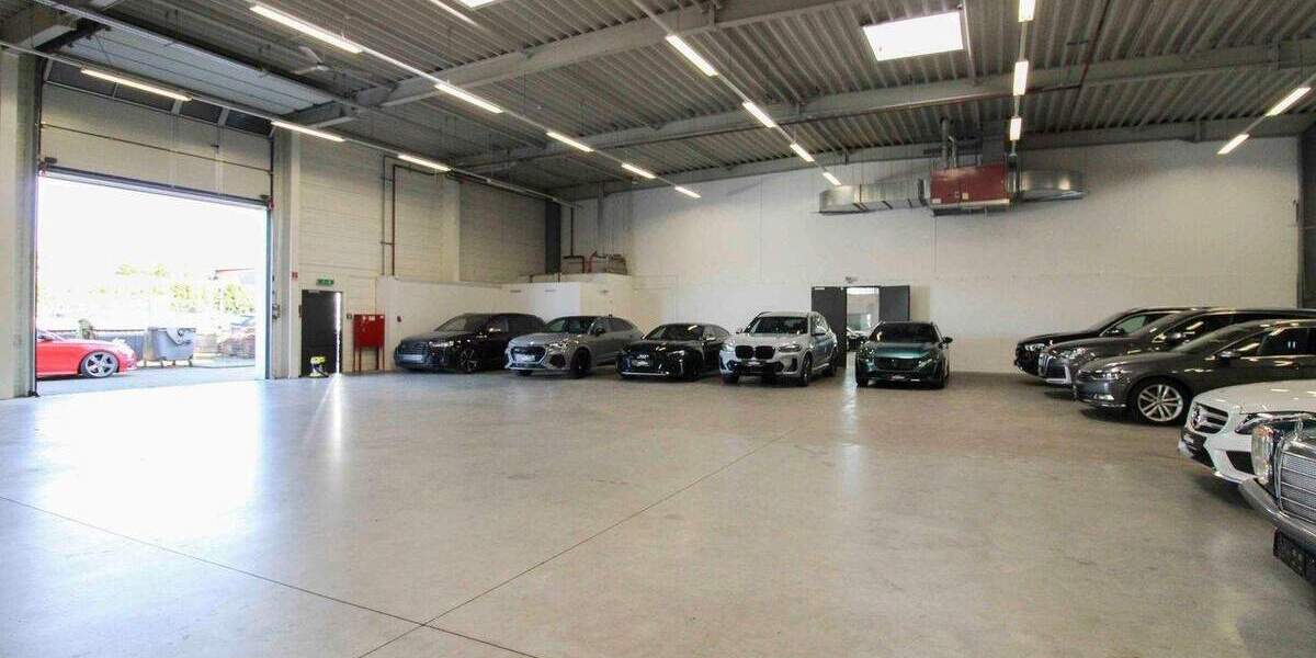 Großzügige Gewerbehalle (1.500 m²) mit flexiblen Nutzungsmöglichkeiten zimmer