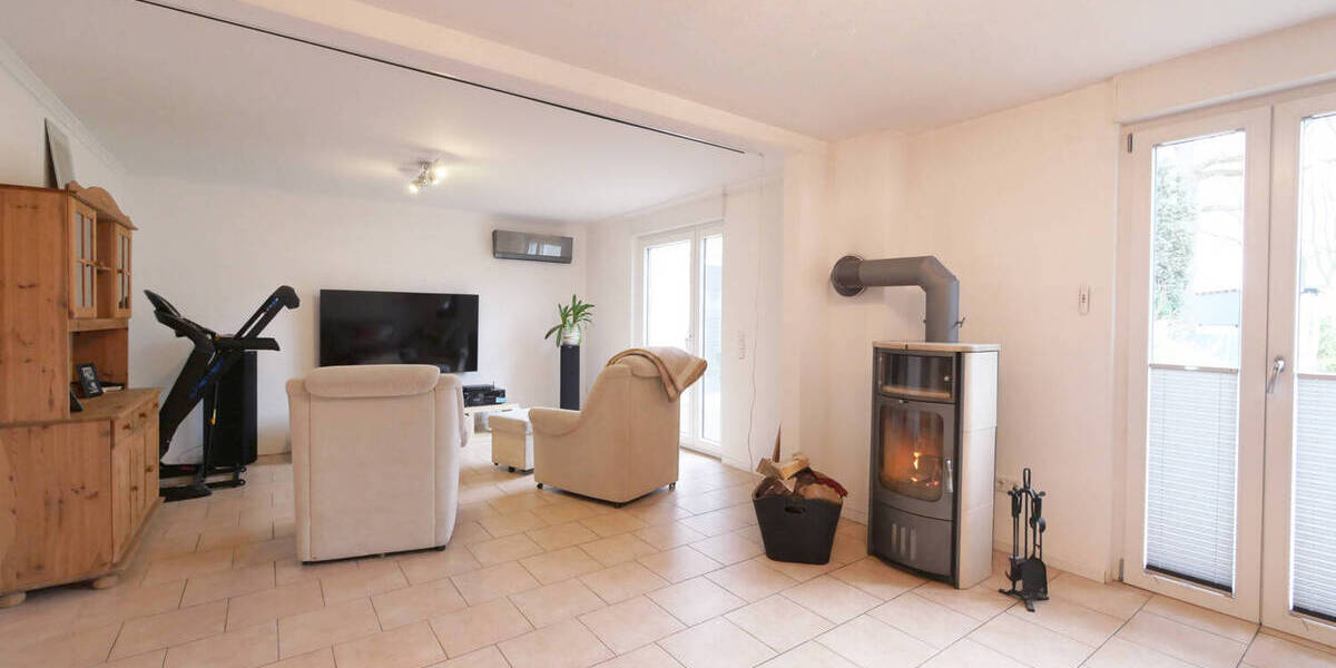 Einfamilienhaus Lippstadt / Lohe Lohe - 7 Zimmer, 232 m&sup2;, 349.000&euro; | Angebot:25688041