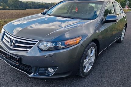 Honda Accord 259.000 km 5.900 € Oelde 59302