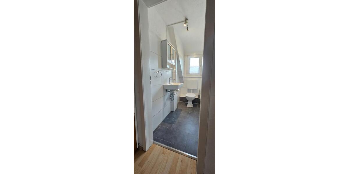 Dachgeschoßwohnung Hamm Herringen - 2 Zimmer, 35 m&sup2;, 420&euro; | Angebot:26221212