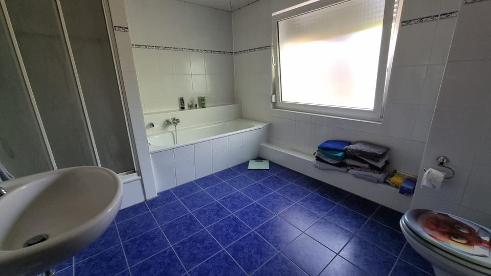 Doppelhaushälfte Hamm Heessen - 8.5 Zimmer, 169 m&sup2;, 405.000&euro; | Angebot:26889267