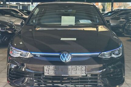 VW Golf 22.100 km 43.190 € Soest 59494