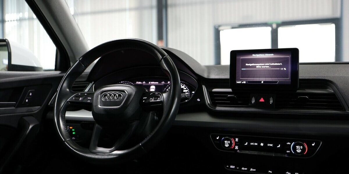 Audi Q5 40 TDI QUATTRO ULTRA / LED, VOLL-LEDER, NAVI+ 137.000 km 23.995 &euro; Hamm 59077
