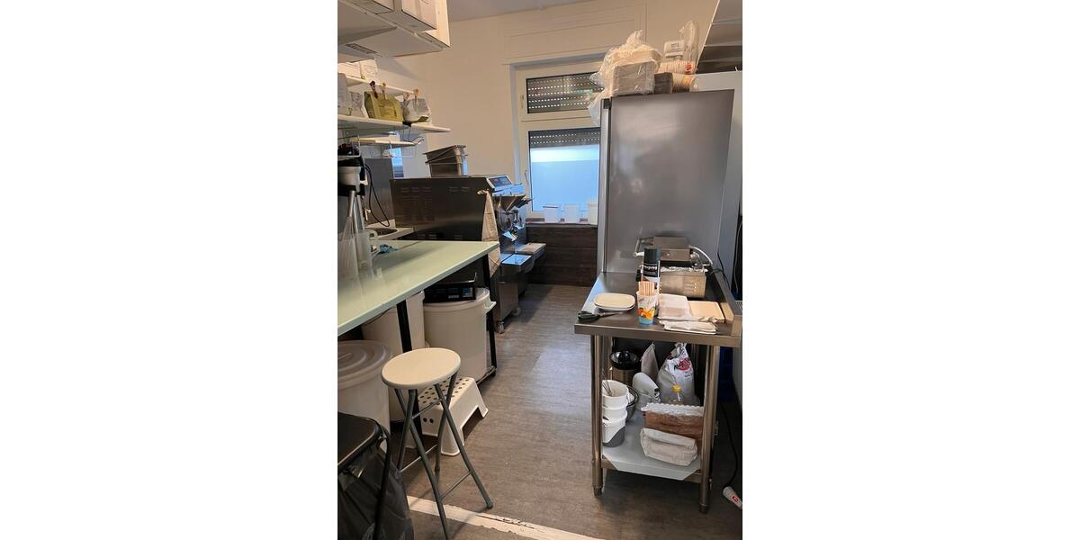 Notverkauf !! Eiscafé zu verkaufen - voll ausgestattet zimmer