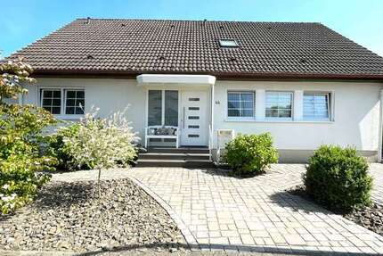Haus zum Kaufen in Iserlohn Roden 385.000 € 244.03 m²