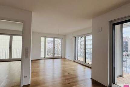 Wohnung zum Mieten in Nürnberg 1.390 € 96 m²