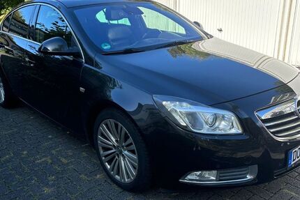 Opel Insignia 255.000 km 5.250 € Dortmund 44139