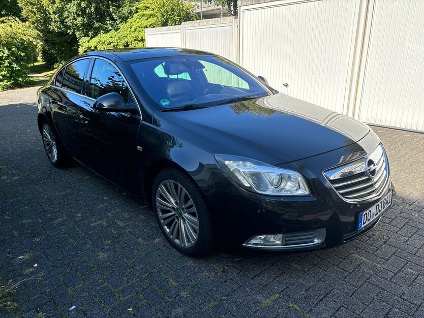 Opel Insignia 255.000 km 5.250 € Dortmund 44139