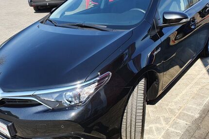 Toyota Auris 78.100 km 13.450 &euro; Beckum 59269