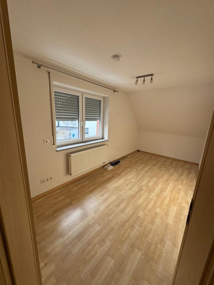 Haus mit Keller und ausgebautem Dachboden zu verkaufen zimmer
