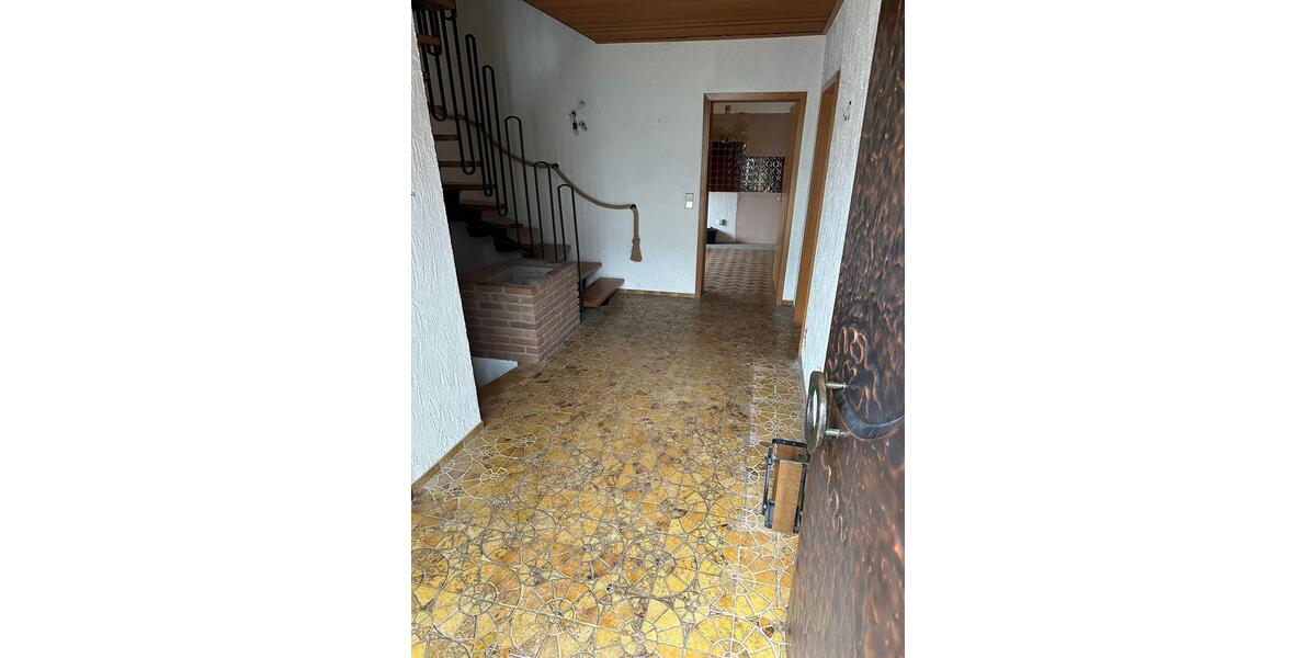 Doppelhaushälfte Menden (Sauerland) Berkenhofskamp - 5 Zimmer, 120 m&sup2;, 199.000&euro; | Angebot:26384290