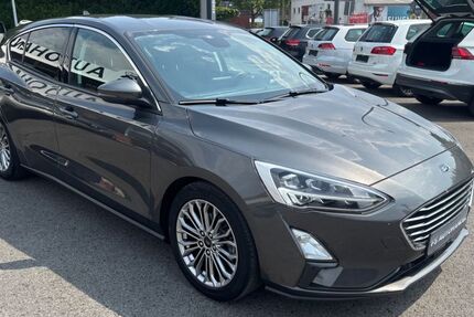 Ford Focus 155.000 km 8.899 &euro; Hamm Westfalen 59065