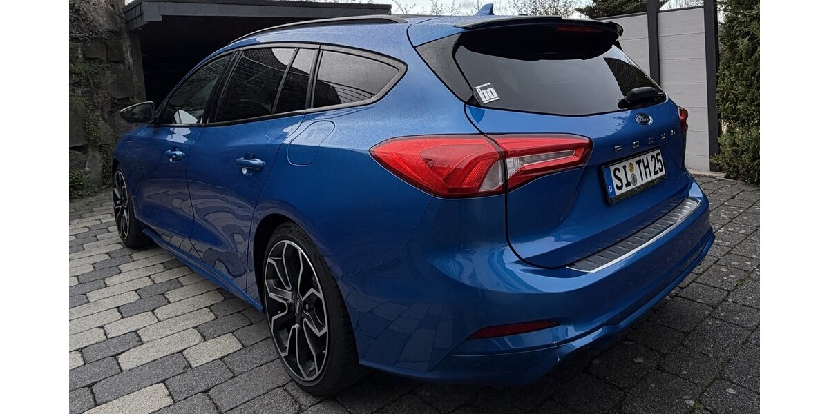 Ford Focus Kombi 50.000 km 15.000 &euro; Menden 58708