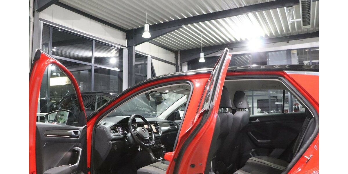 VW T-Roc 1.6 TDI STYLE / RED & BLACK / NAVI+KAMERA 100.000 km 15.888 &euro; Hamm 59077