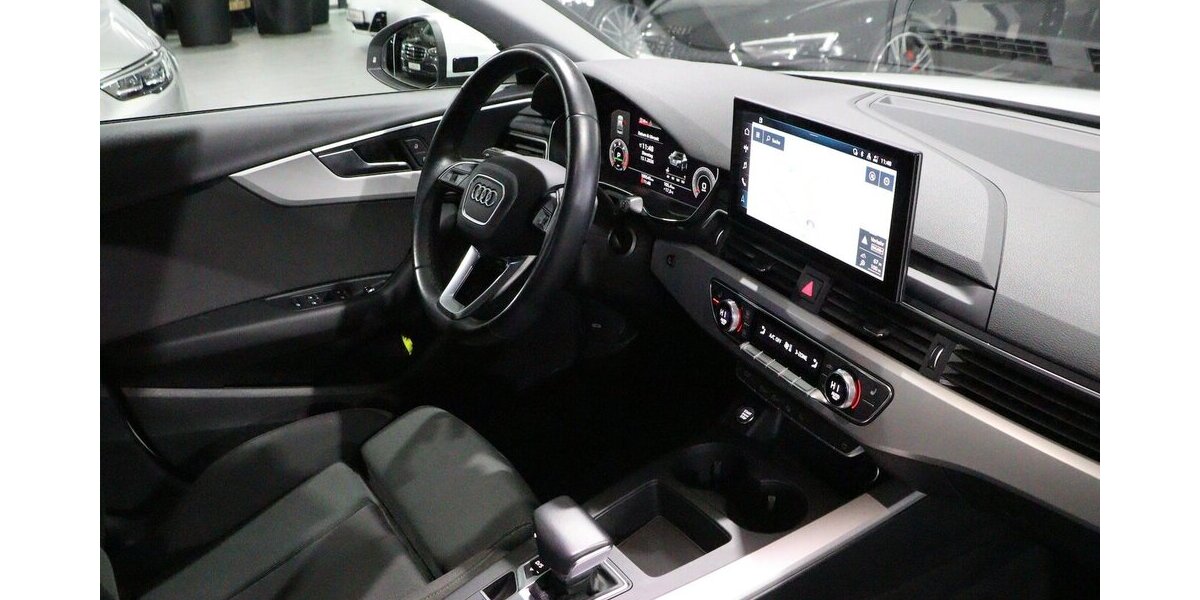 Audi A4 LIMOUSINE 40 TDI S-LINE / MATRIX-LED / 109.000 km 28.111 &euro; Hamm 59077