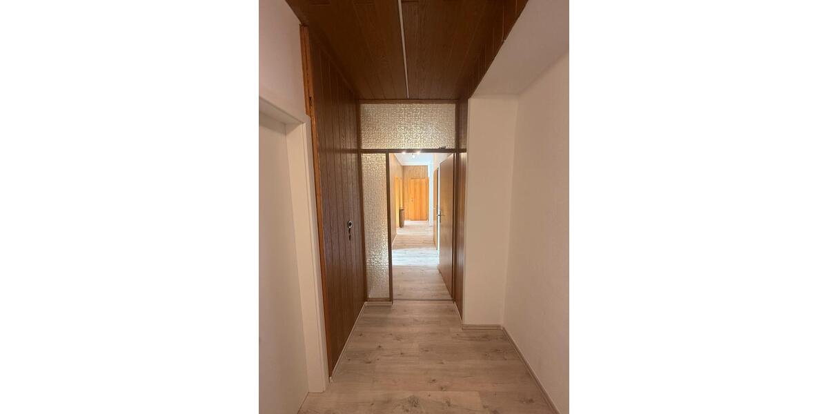 Erdgeschoßwohnung Werne - 5 Zimmer, 10 m&sup2;, 400&euro; | Angebot:24842472