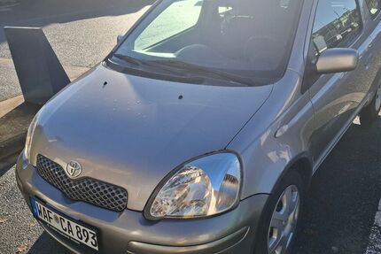 Toyota Yaris 164.500 km 1.699 € Oelde 59302
