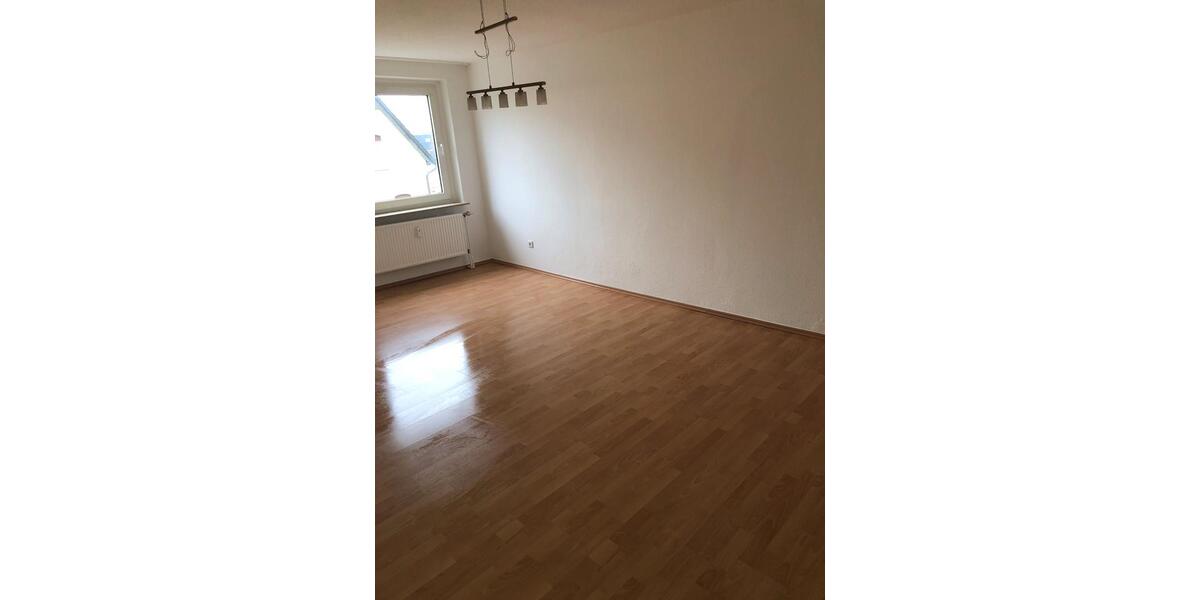Dachgeschoßwohnung Kamen - 4 Zimmer, 76 m&sup2;, 720&euro; | Angebot:25217944