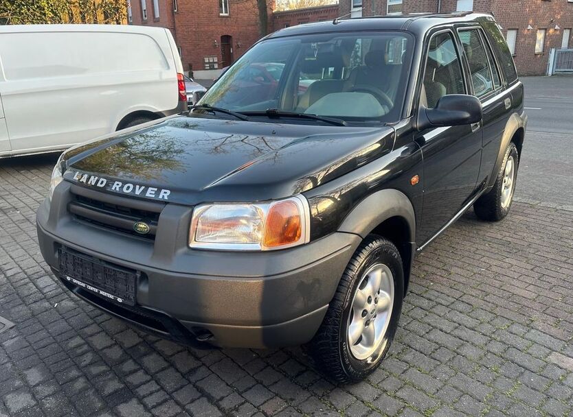 Land Rover Range Rover 145.000 km 3.495 € Ahlen 59229