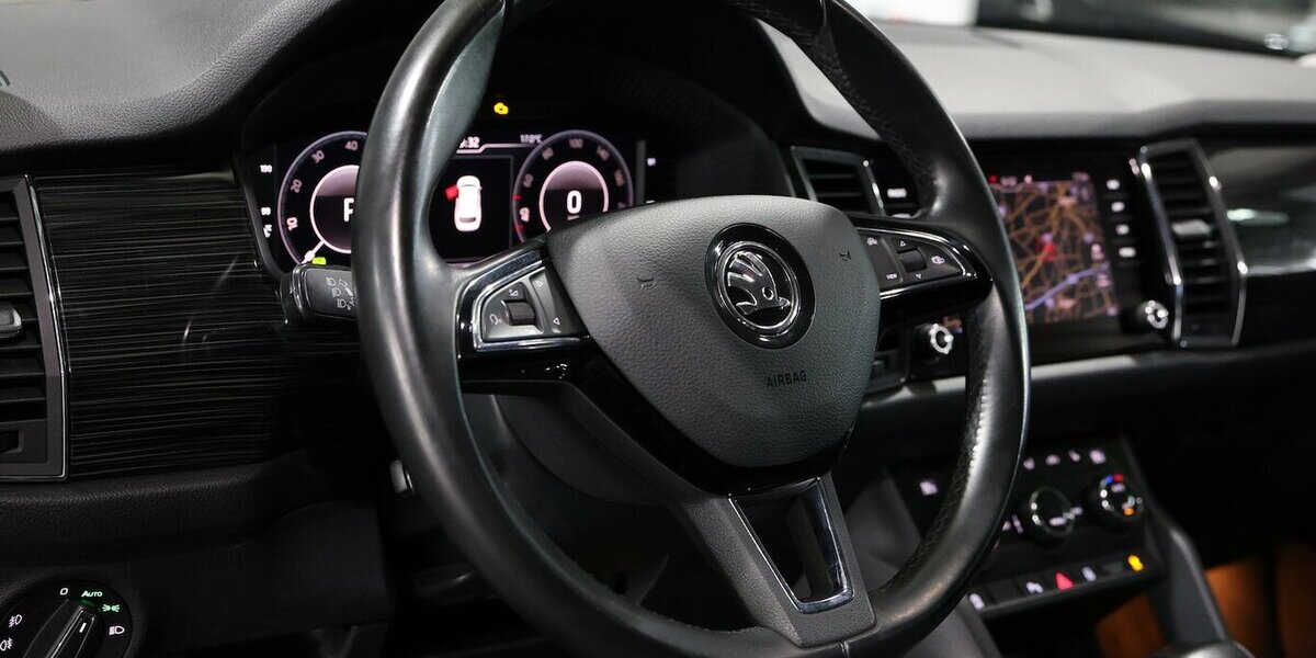 Skoda Kodiaq 2.0 TDI DSG STYLE / VIRTUAL-COCKPIT, LED 190.000 km 18.444 &euro; Hamm 59077