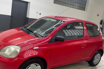 Toyota Yaris 149.000 km 800 &euro; Kamen 59174