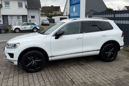 VW Touareg 282.000 km 17.500 &euro; Unna 59427